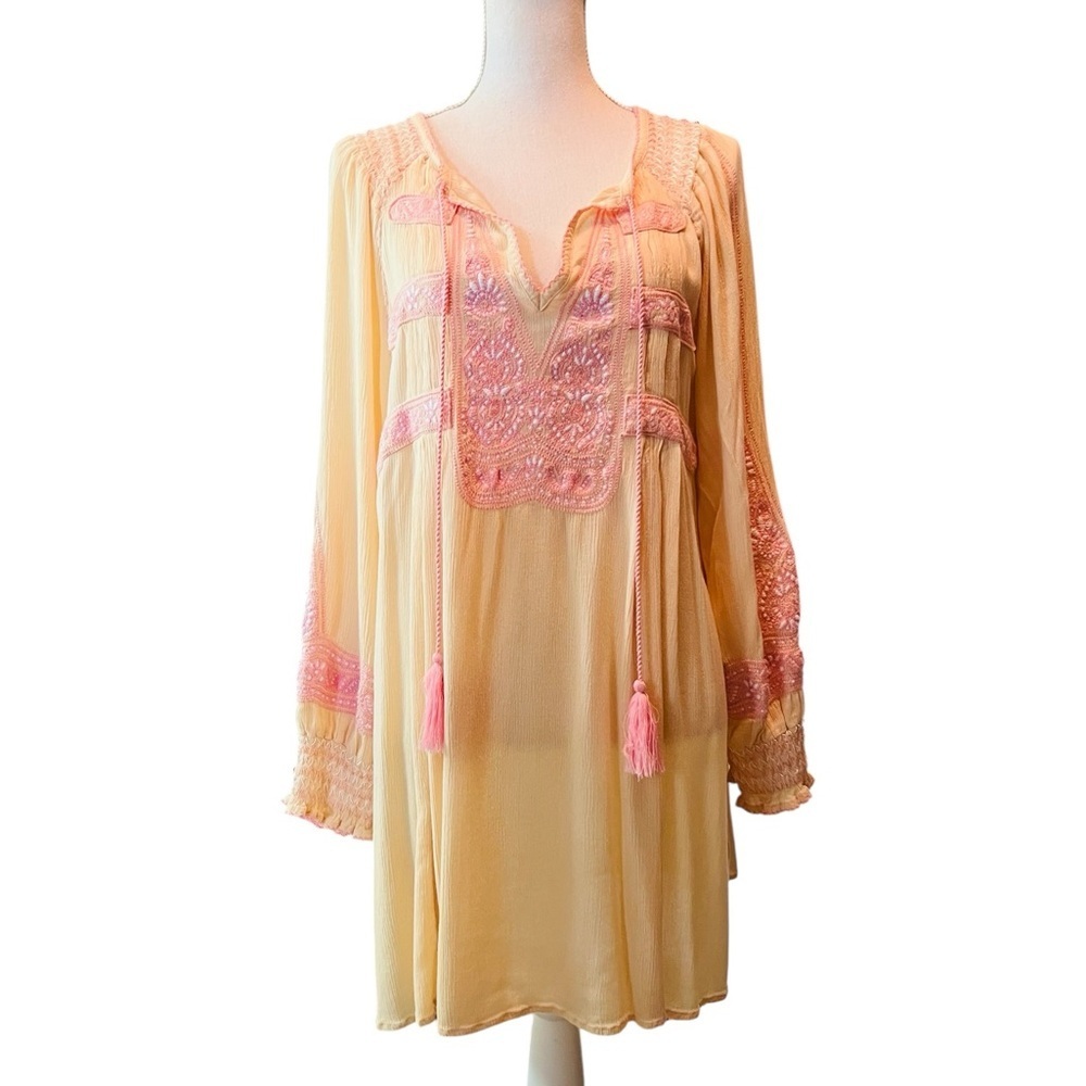 Free People Coral and Soft Pink Embroidered Tunic Size Medium